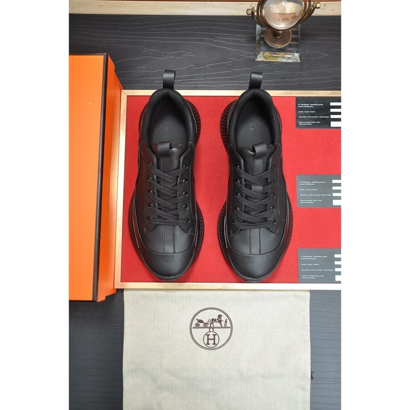 H**mes sneakers